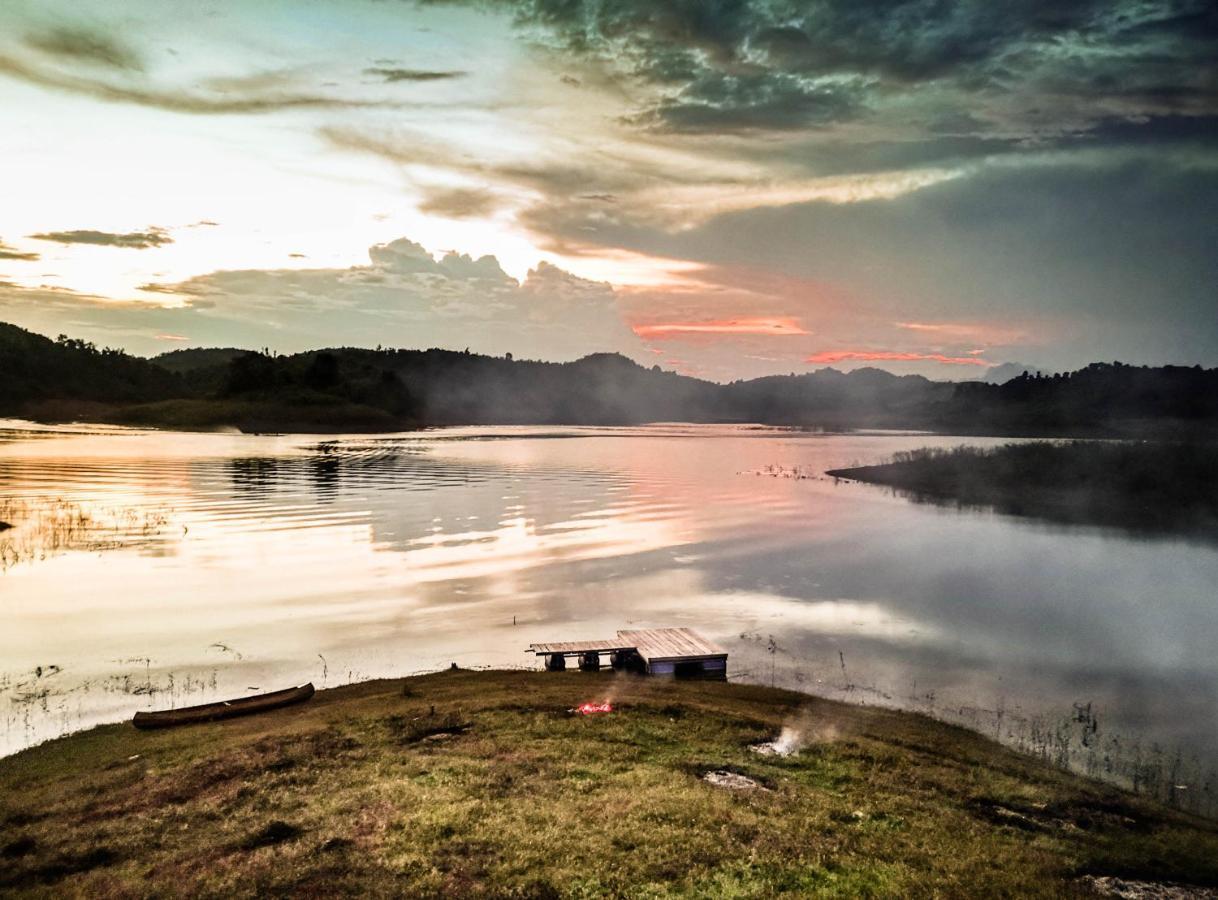 Sunset Nam Ngum Resort Vang Vieng Extérieur photo