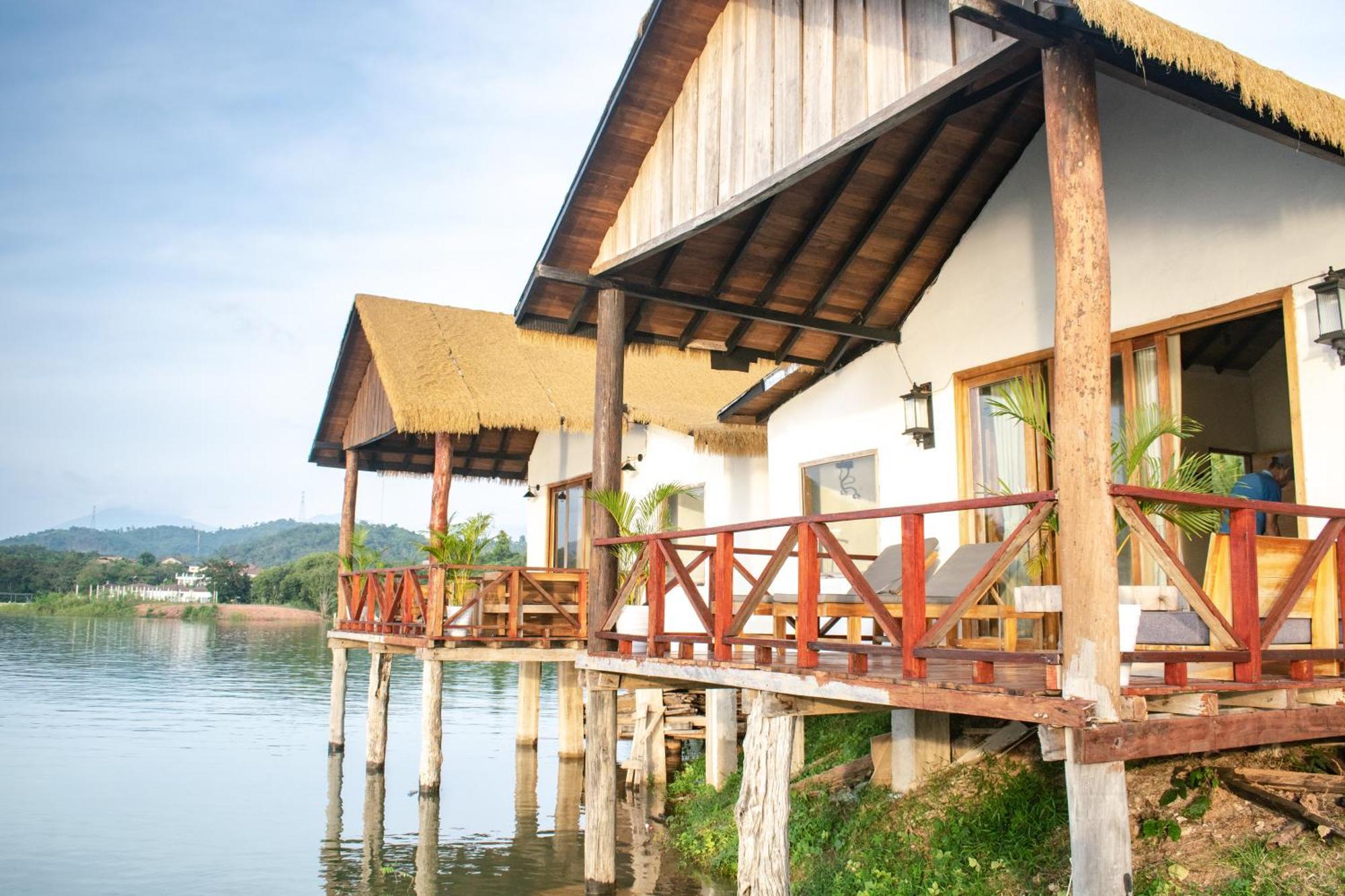 Sunset Nam Ngum Resort Vang Vieng Extérieur photo